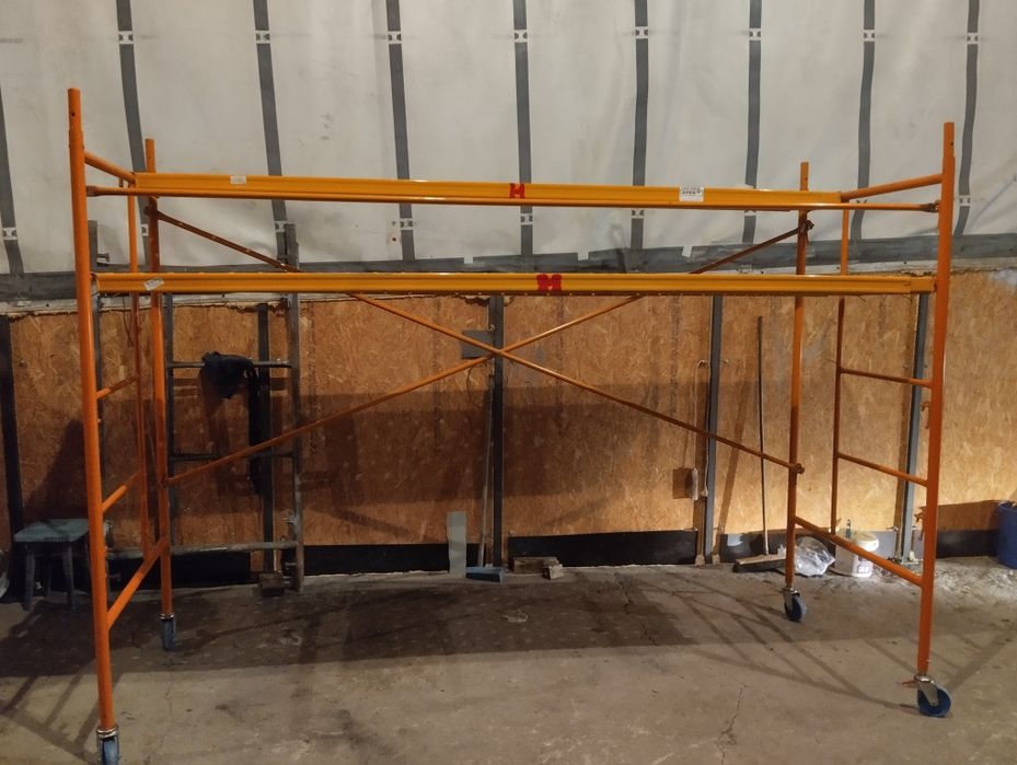 Rusztowanie elewacyjne drabinkowe nowe