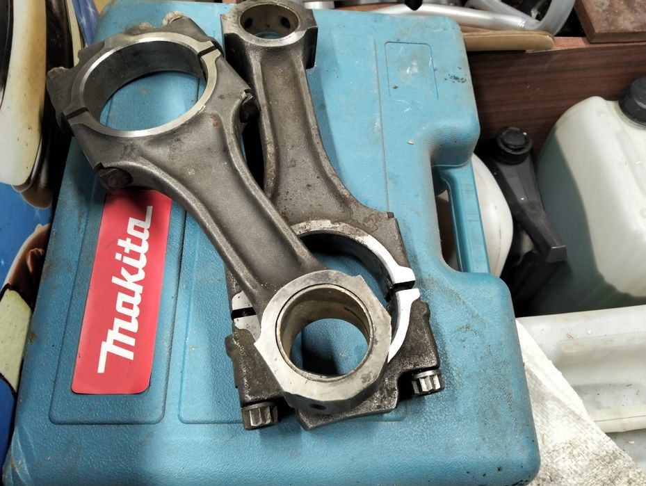 Продам шатуни нові