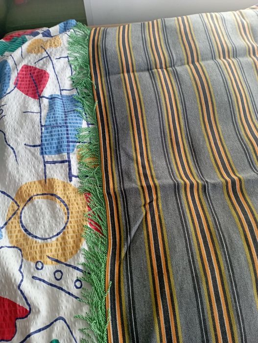 PRL narzuta na tapczan z frędzlami