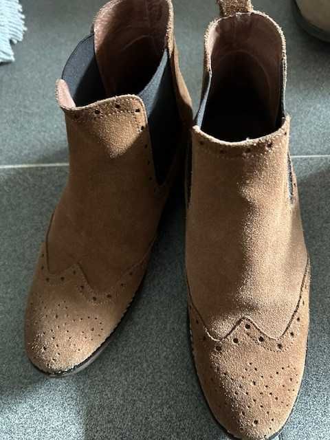 Botas em Camurça