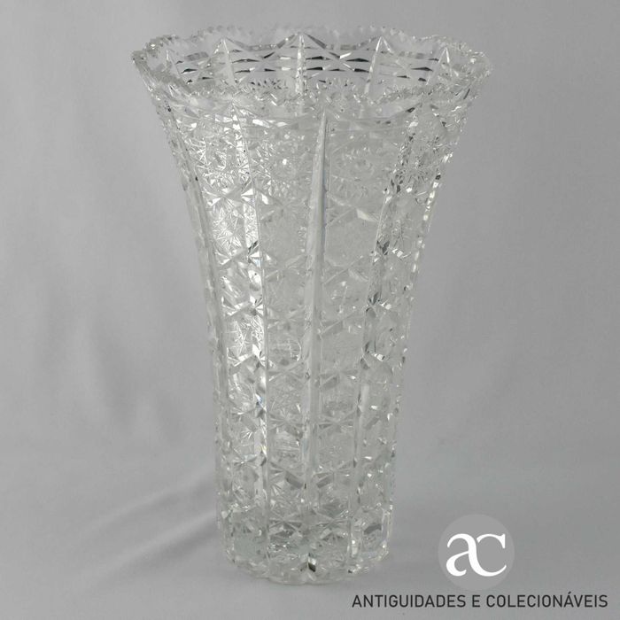 Jarra em Cristal lapidado estilo Val Saint Lambert