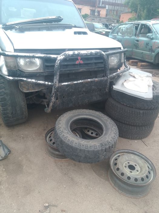 Кенгурятники на джипи багажник