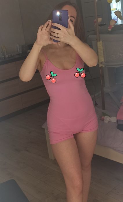 Рожевий ромпер xs-s