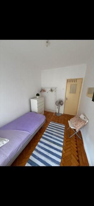 Quarto para arrendar