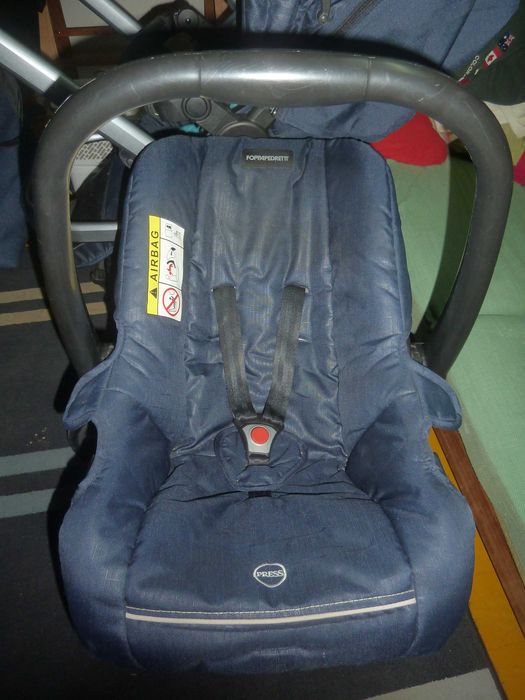 Carrinho de criança e ovo 0+ (Foppapedretti)