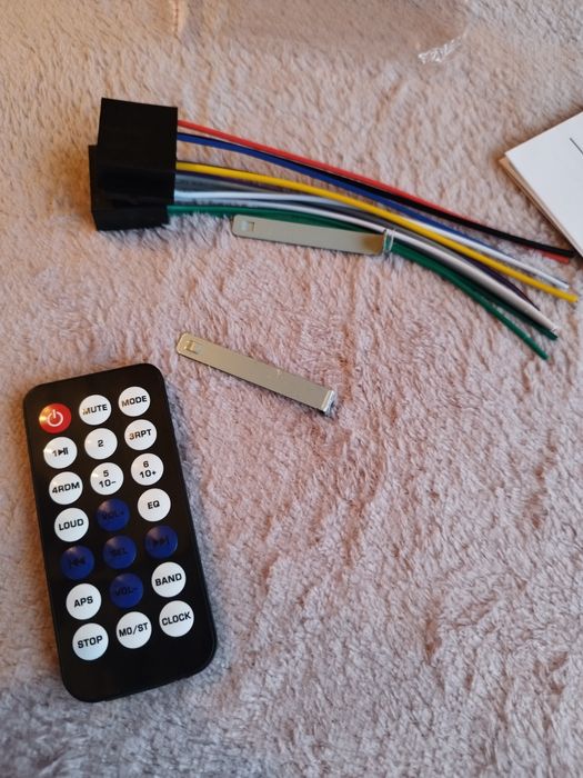 Radio samochodowe MP3 1DIN Bluetooth | Pilot | USB | AUX | 12V