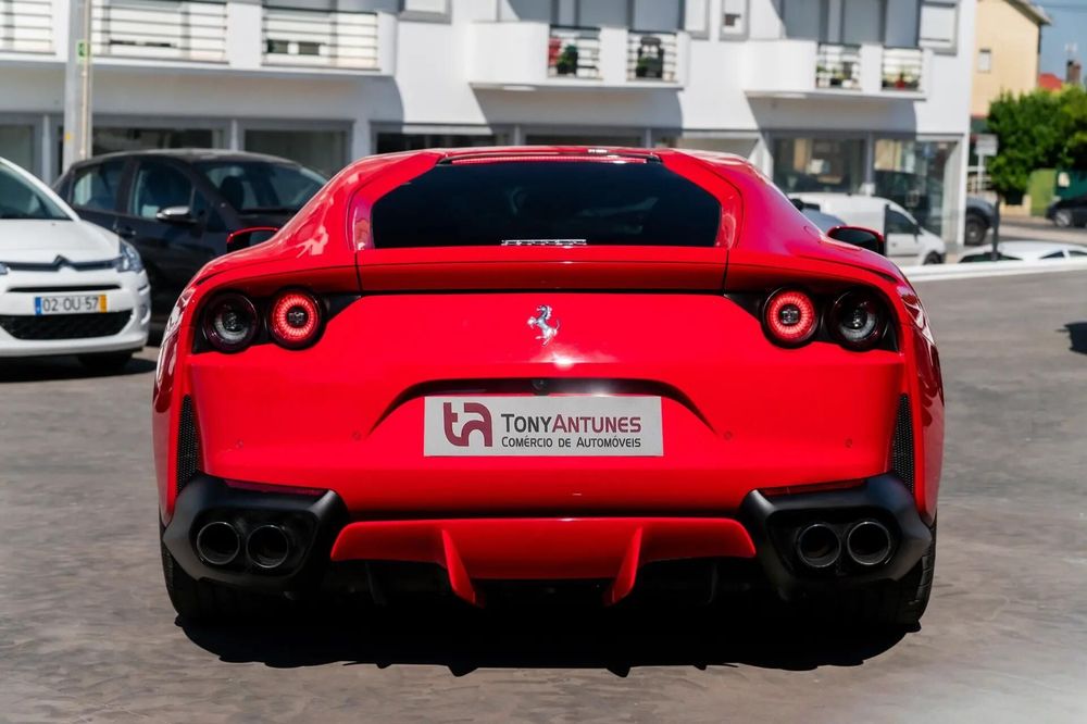 Ferrari 812 Superfast 6.5 V12