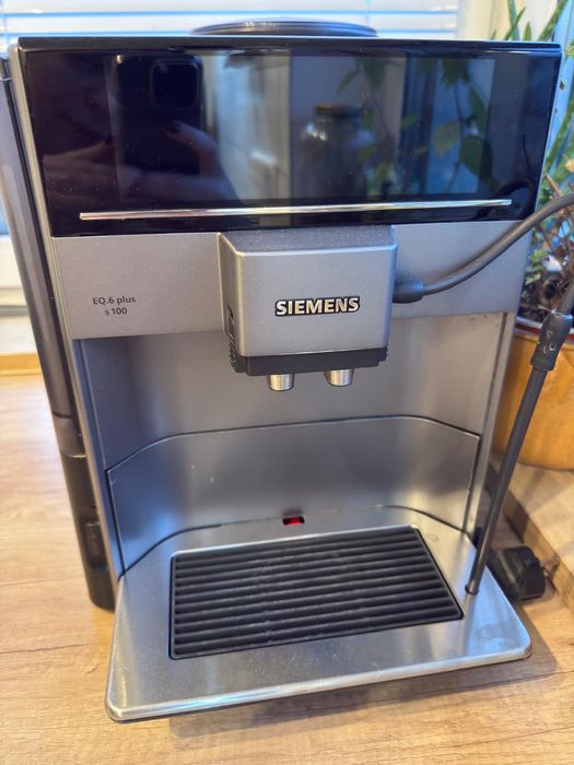 Ekspres Siemens EQ6 plus s 100