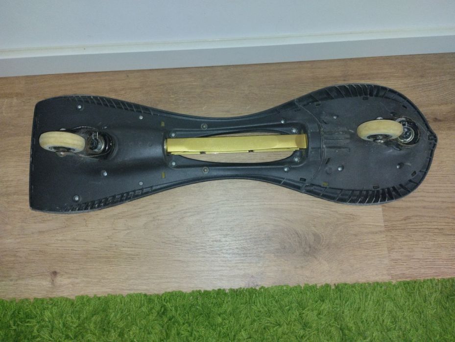 Waveboard da Oxelo Preto e Dourado