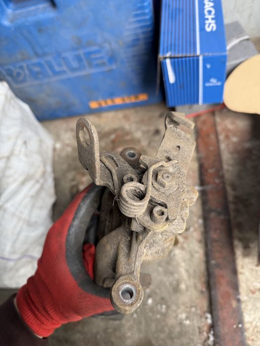 Суппорта Шкода Йети задние под реставрацию