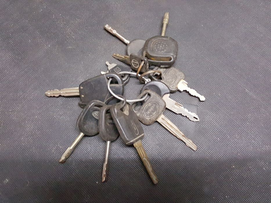 Chaves antigas ferro