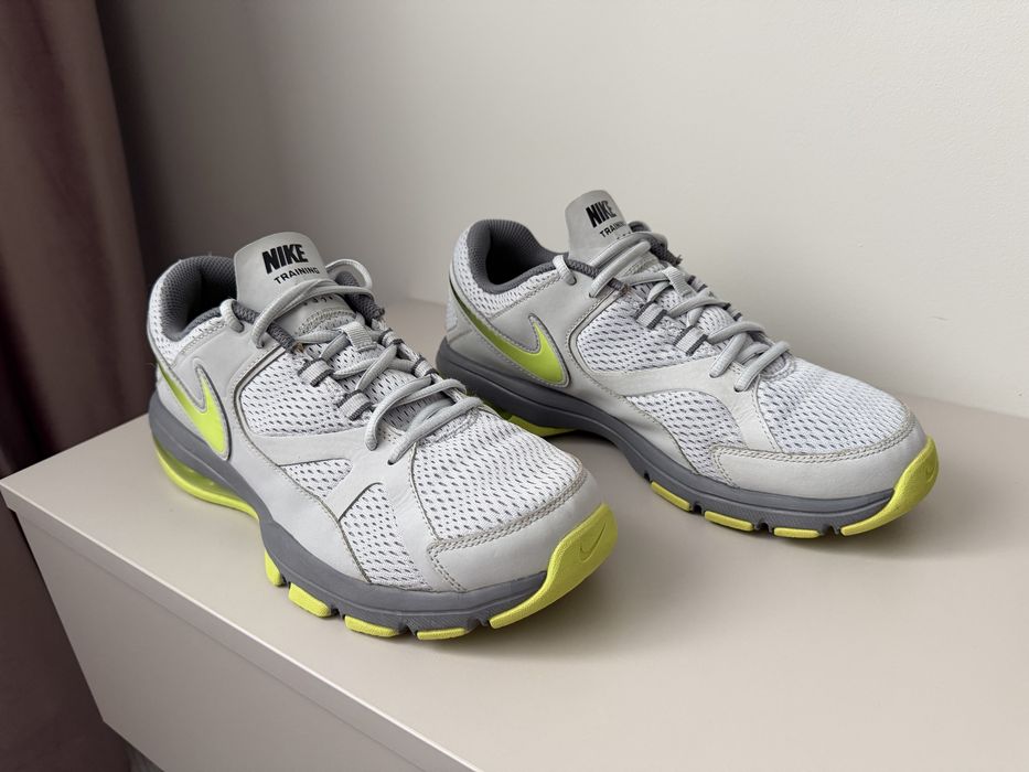 Nike Air Max Compete TR  розмір 42,5
