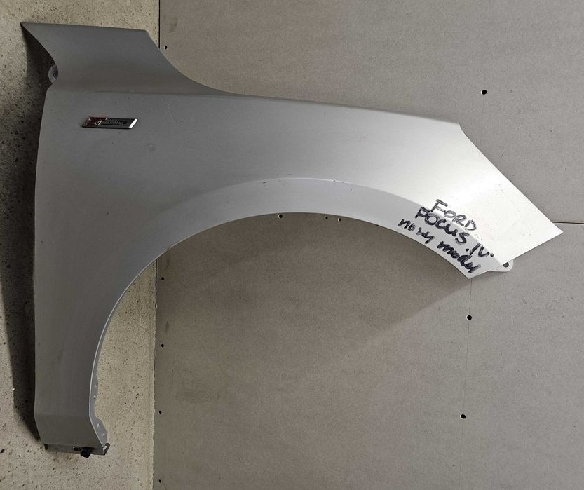 Ford Focus IV błotnik przód przedni prawy od 2018r.