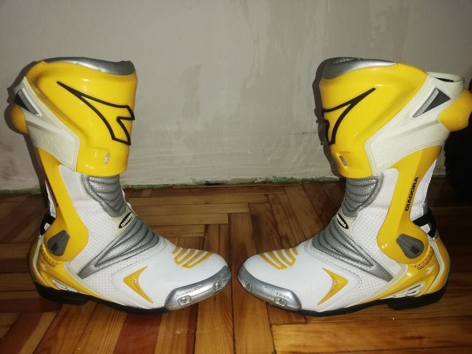 Мотоботи diadora