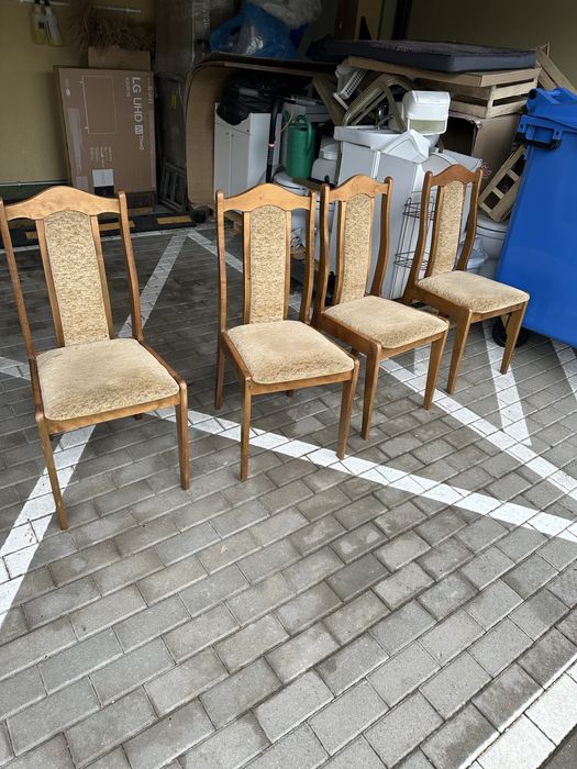 4 krzesla drewniane z tapicerką