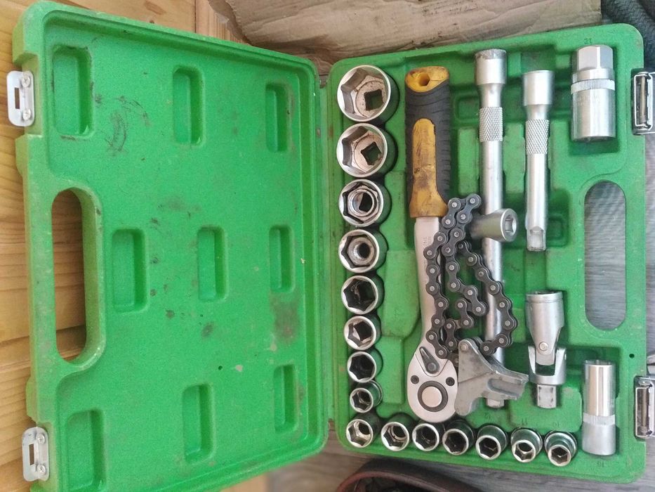 Набор инструментов для авто и дома