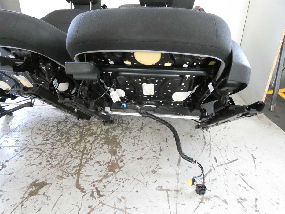 AUDI A4 B8 SEDAN Lift fotele kanapa materiałowe komplet Gorlice