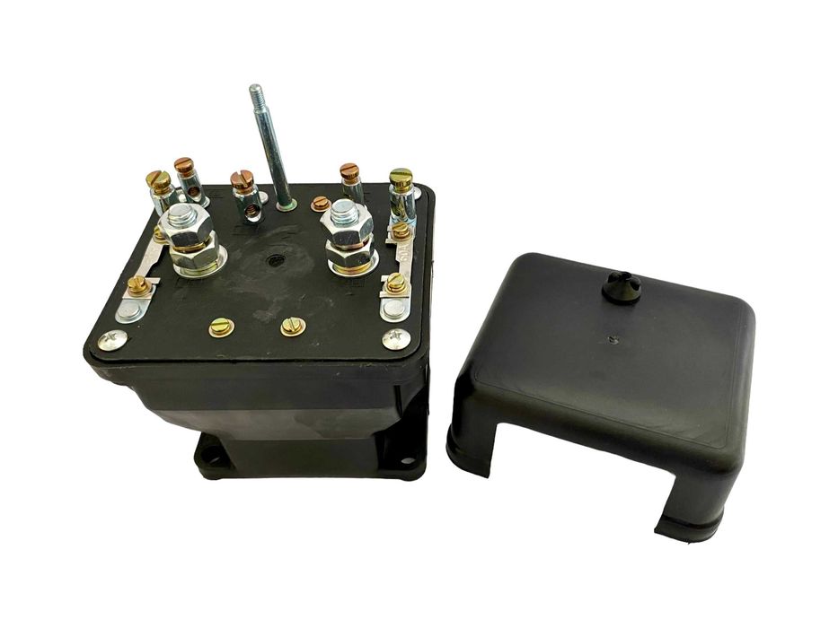 Przełącznik napięcia 12/24V STAR 200, 266 URSUS C-385 ZETOR BIZON