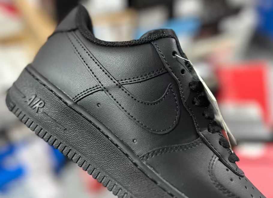 Nike Air Force 1 Low '07 Black Rozmiar 39