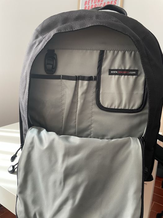 Mochila Lowepro Pro Runner 200 aw