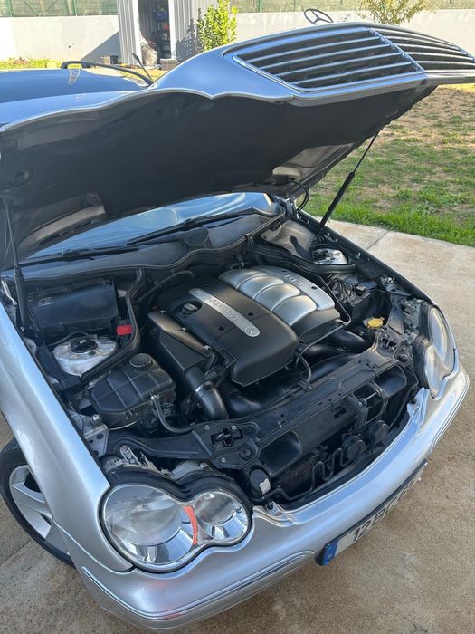 Mercedes C220  ( IMPECÁVEL )