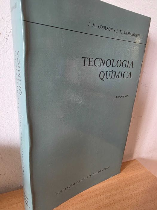 Livro "Tecnologia Química" de J. M. Coulson e J. F.  Richardson