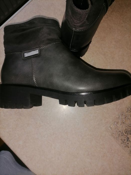 Buty na grubej podeszwie
