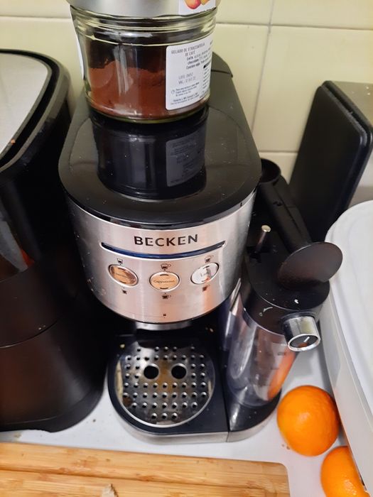 Maquina café expresso; cappuccino; latte/galão