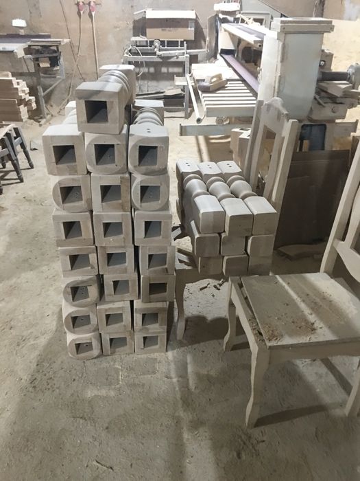 Каркаси Столів і Стільців