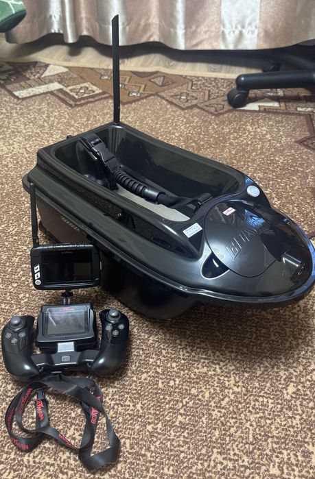 Продам кораблик для риболовлі