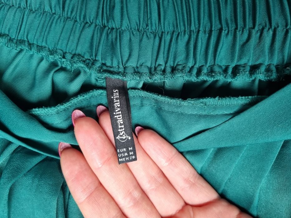 Aksamitne maxi spodnico-spodnie, Stradivarius, rozm M