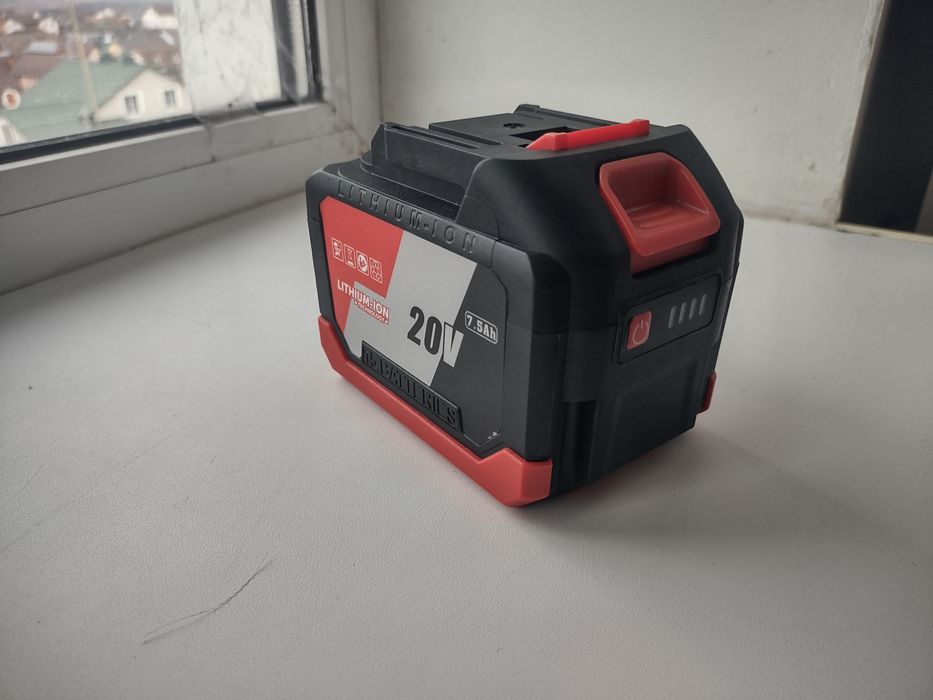 Аккумулятор пилки