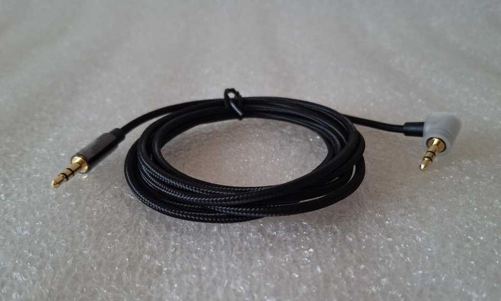Аудиокабель CableCreation 2 м /2 х 3,5 мм