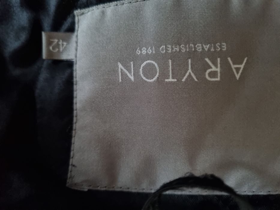 Kurtka firmy Aryton. Rozmiar 42