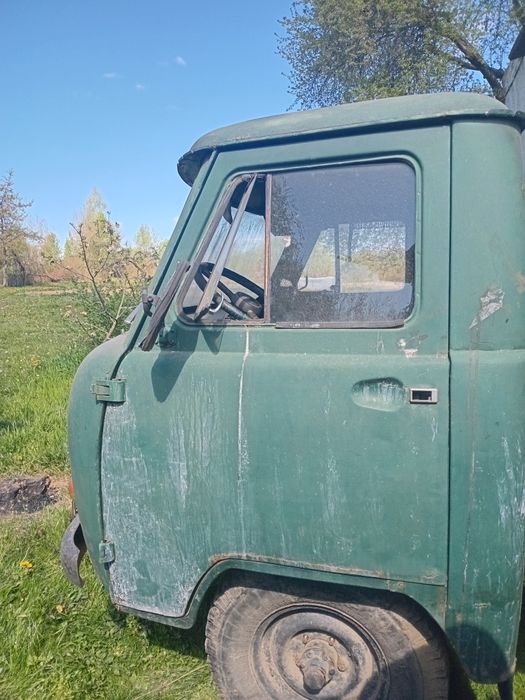 уаз командирський469б 3303