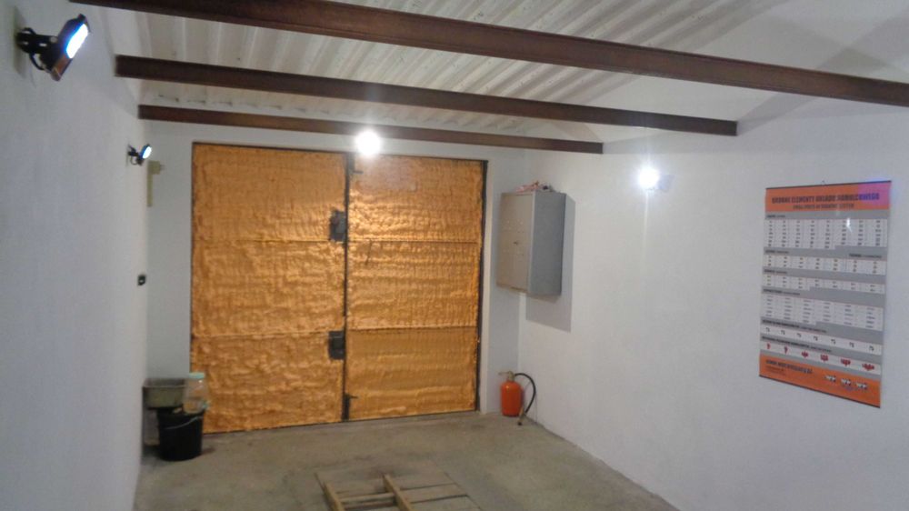 Sprzedam Garaż z Kanałem i Prądem 3,2m x 6m ul. Igołomska Meksyk - Widok 2