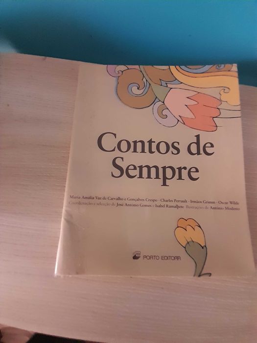 Lote 7 Livros Infantis: Fábulas La Fontaine, Contos de Sempre e Histórias de Encantar
