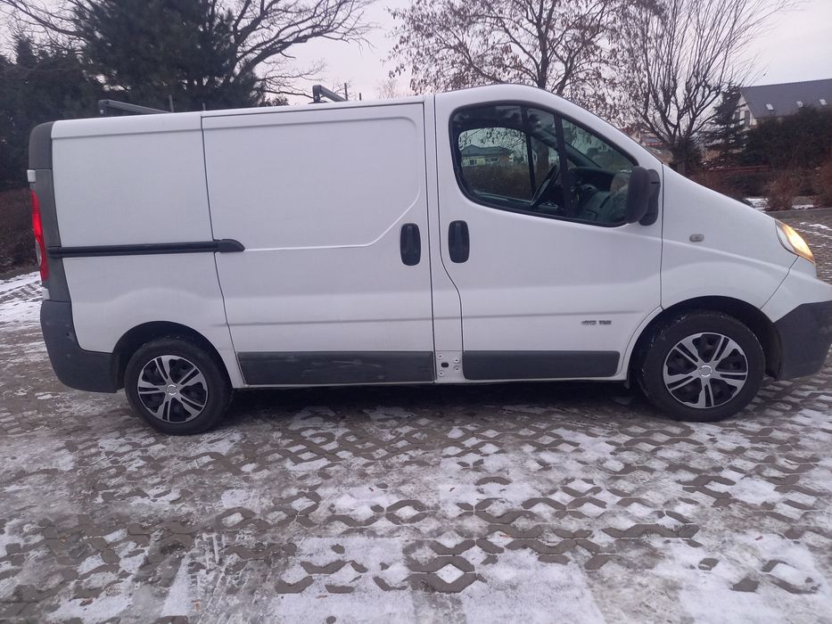 Renault trafic 2.0dci 2008