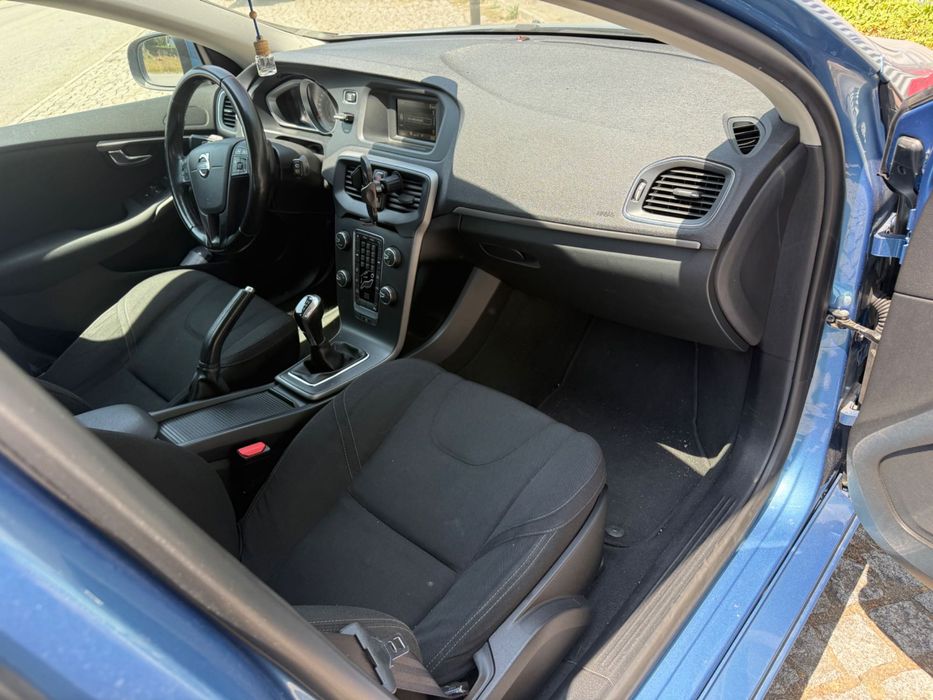Volvo V40 — fotografia 3