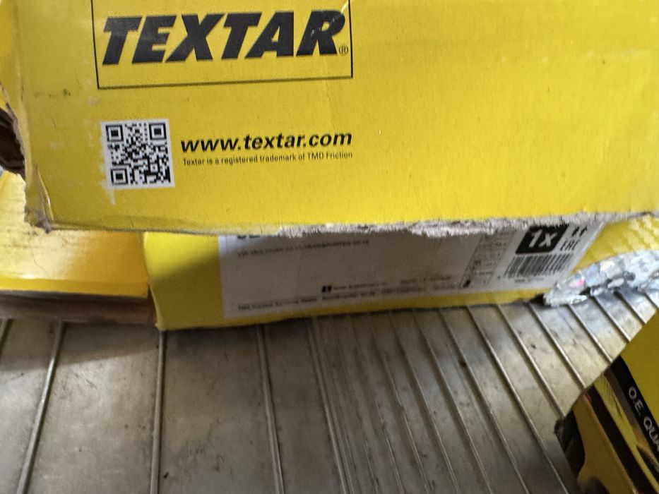 Передние тормозные диски на VW Transporter T5. Multivan