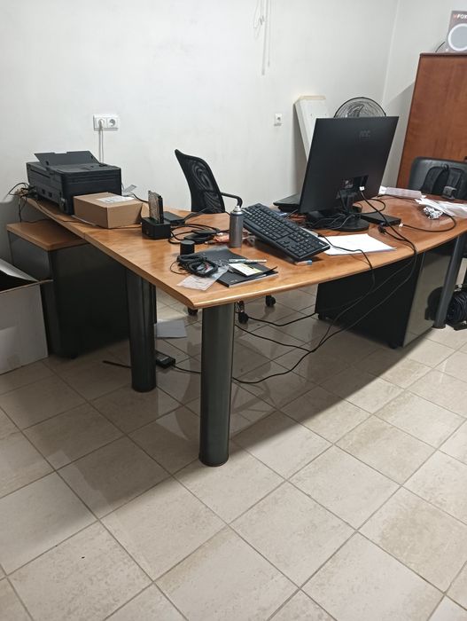 Mobiliário escritório usado