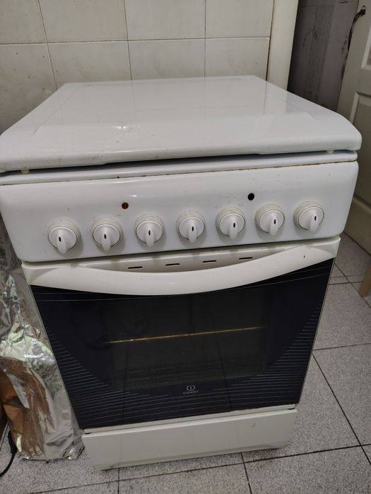 Электроплита Indesit , електроплита, рабочая