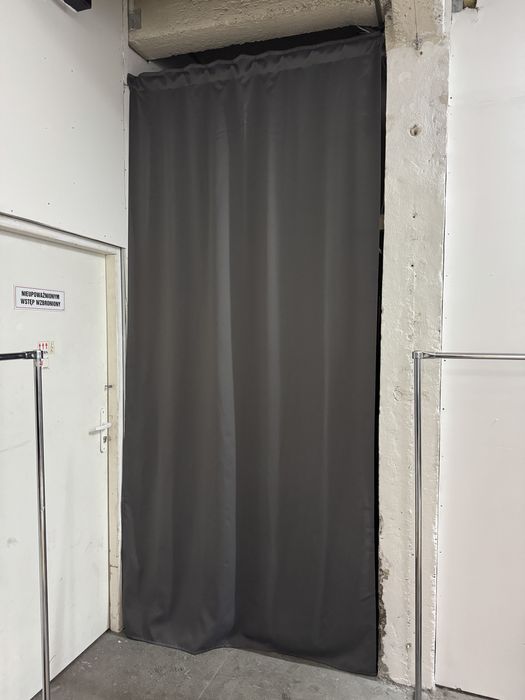 szare zasłony IKEA MAJGULL – 145×300 cm