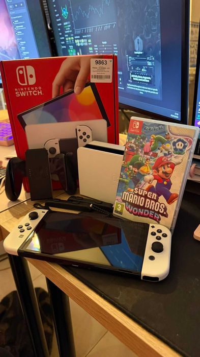 Nintendo Switch OLED