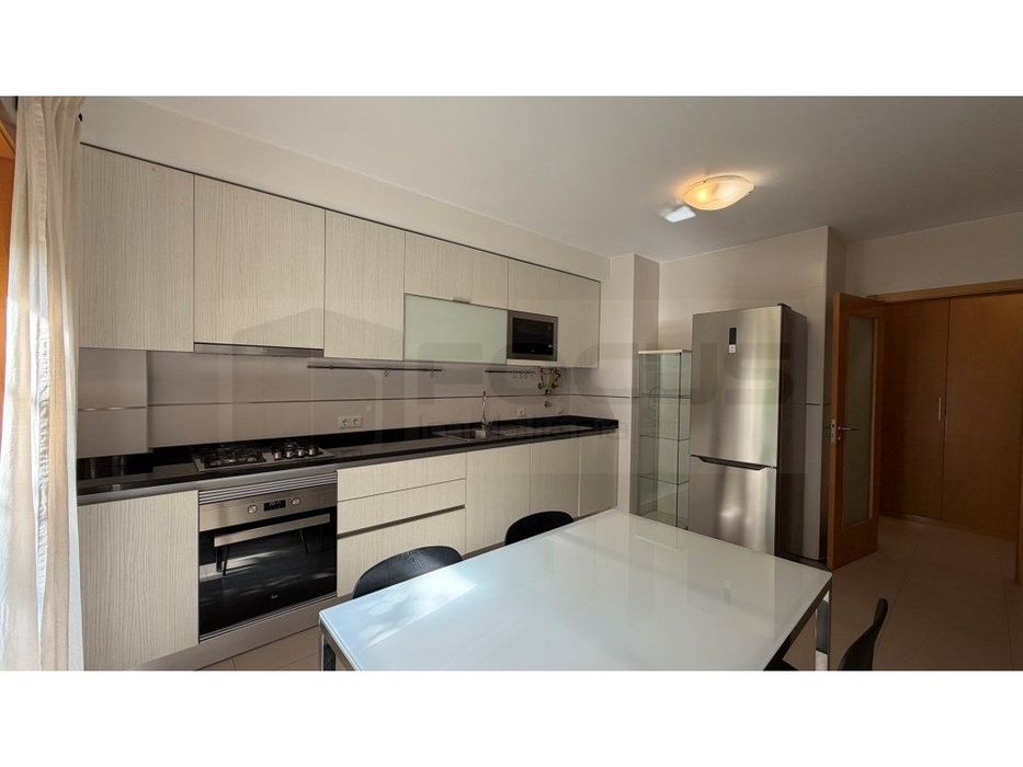 Apartamento T1+1, mobiliado - AVEIRO / Glicínias