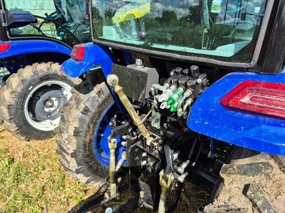 Трактор Файтер 504 с кабиной