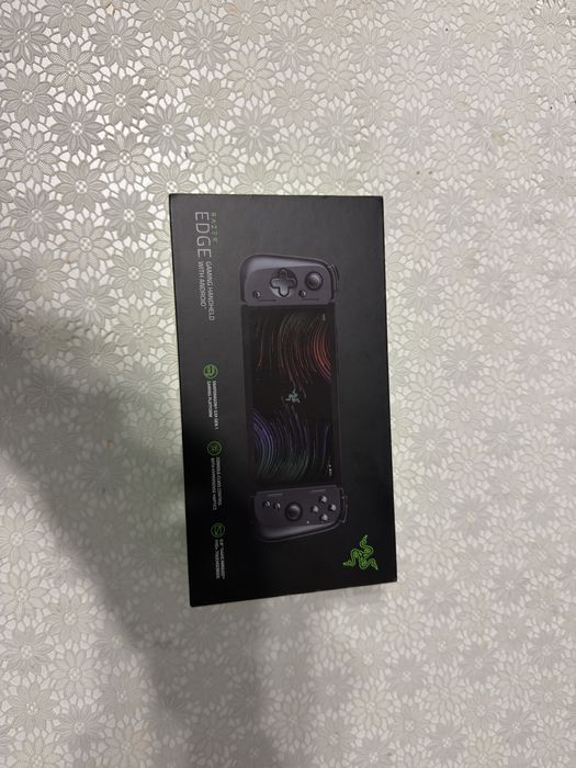 Razer Edge + Kishi V2 Pro – stan bardzo dobry, komplet, pudełko