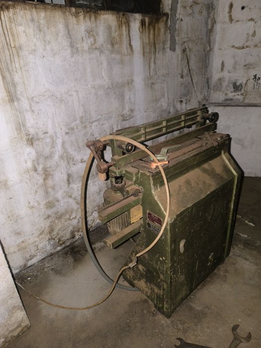 Máquina industrial mobiliário