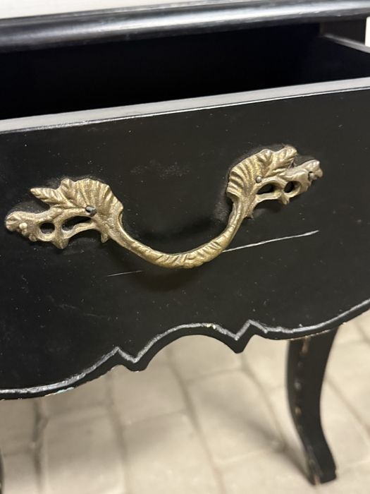 Stolik, konsola, czarny kolor