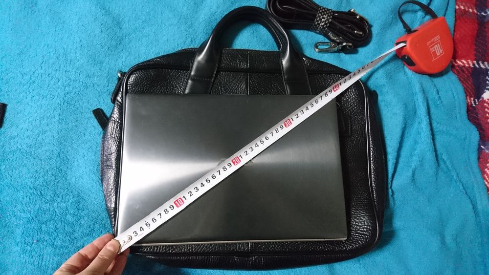 Сумка из натуральной кожи документов и ноутбука